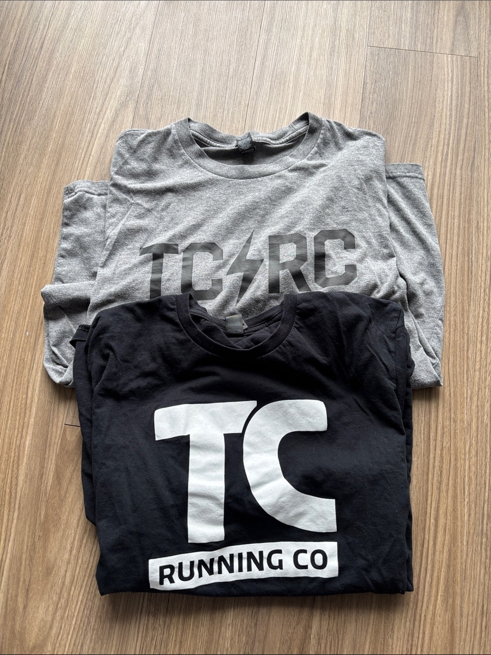 Men’s Medium t-shirt bundle.